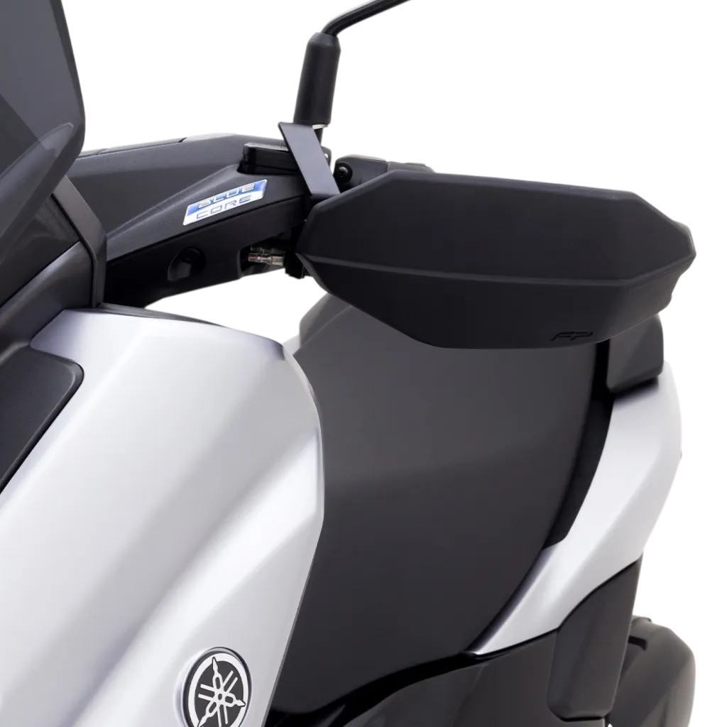 FP HAND-Photoroom (1).webp