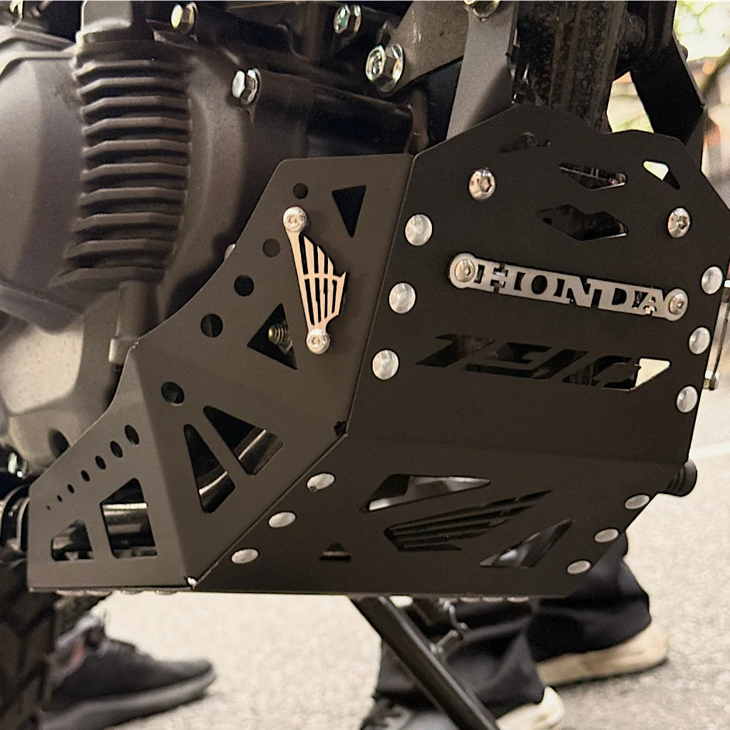 PECHERA HONDA XR 190L - 2.0 ACERO _ PROTECTOR DE MOTOR1.webp