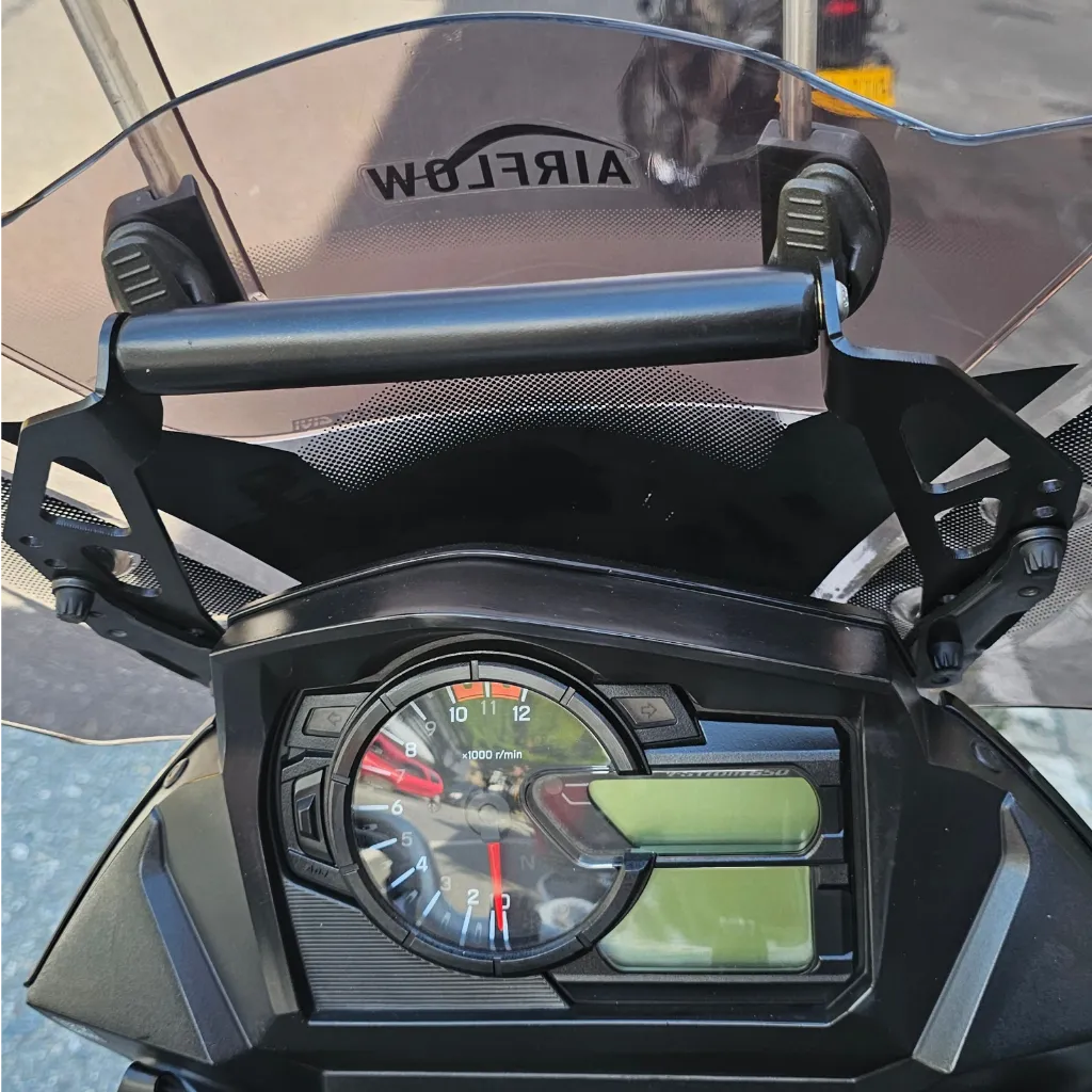 BASE PARA HOLDER O SOPORTE GPS SUZUKI VSTROM 650 XT - AT (2).webp