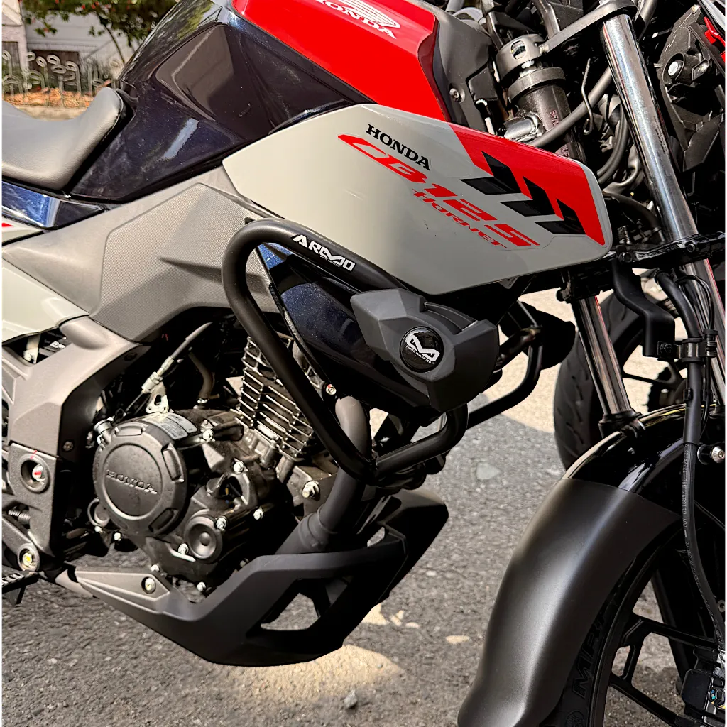 BARRA DE PROTECCION CON SLIDER HONDA CB 125 HORNET ARMO.webp