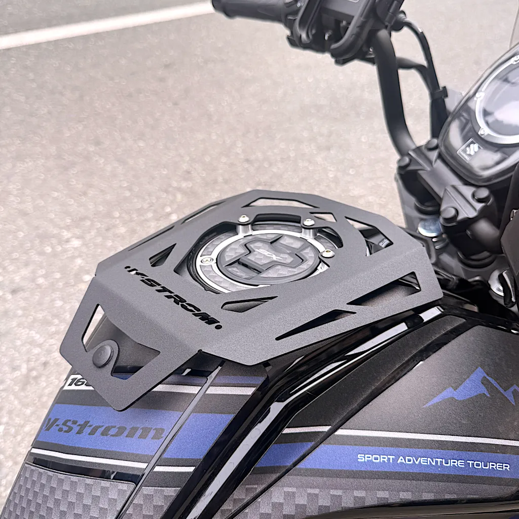 BASE TANK BAG TANQUE SUZUKI VSTROM 160 (1).webp