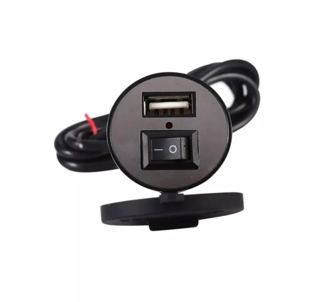 [1025] CARGADOR USB ECONÓMICO REDONDO CON SWITCH