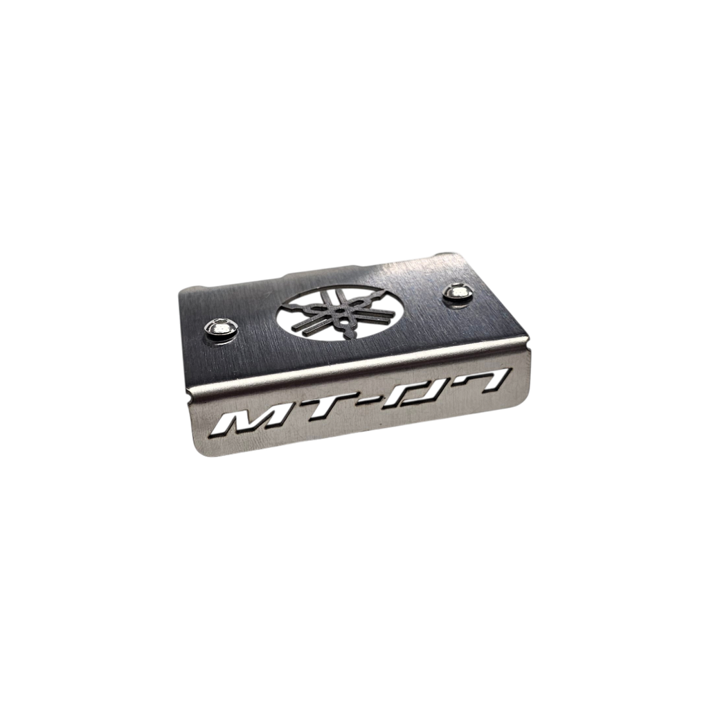 PROTECTOR DE BOMBA FRENO DELANTERO YAMAHA MT-07 (ACERO)