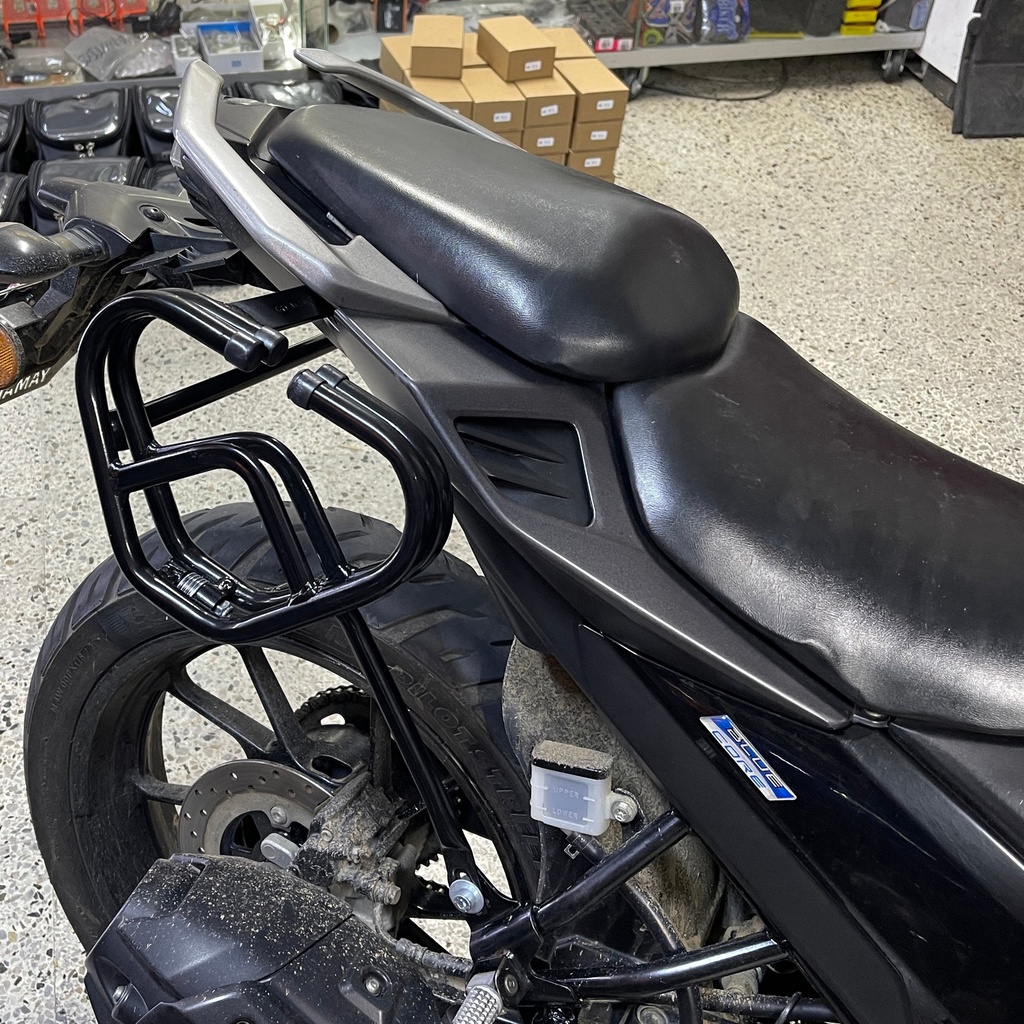 [PAFZ25W] PORTA ALFORJAS YAMAHA FZ25 WP