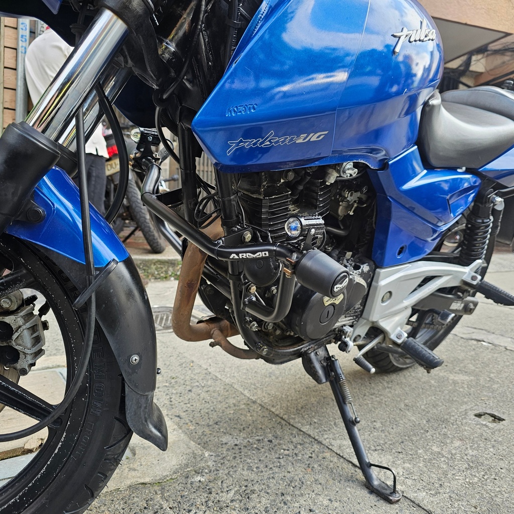 [WP0022] BARRA DE PROTECCIÓN CON SLIDER PULSAR 180 - 200 - 220 ARMO