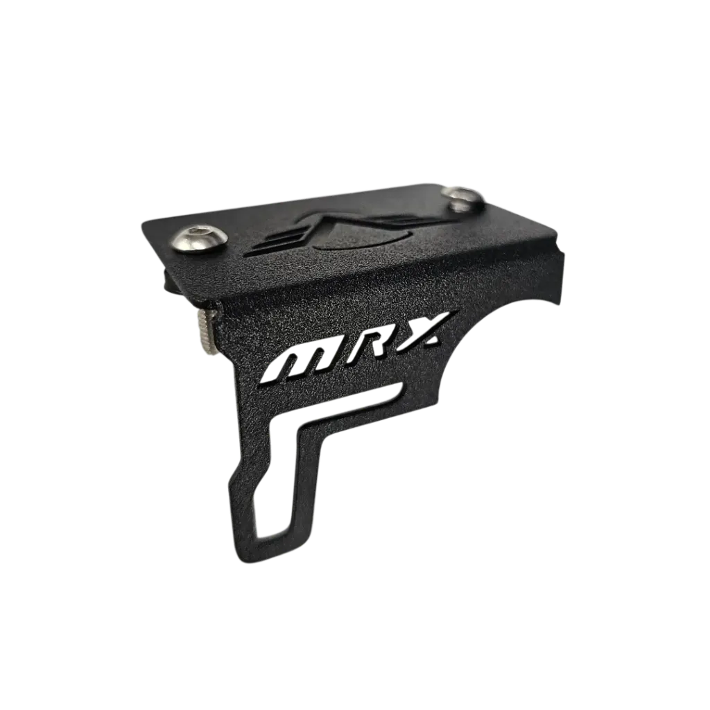 [1038A] PROTECTOR DE BOMBA FRENO DELANTERO VICTORY MRX (ACERO) (Negro)