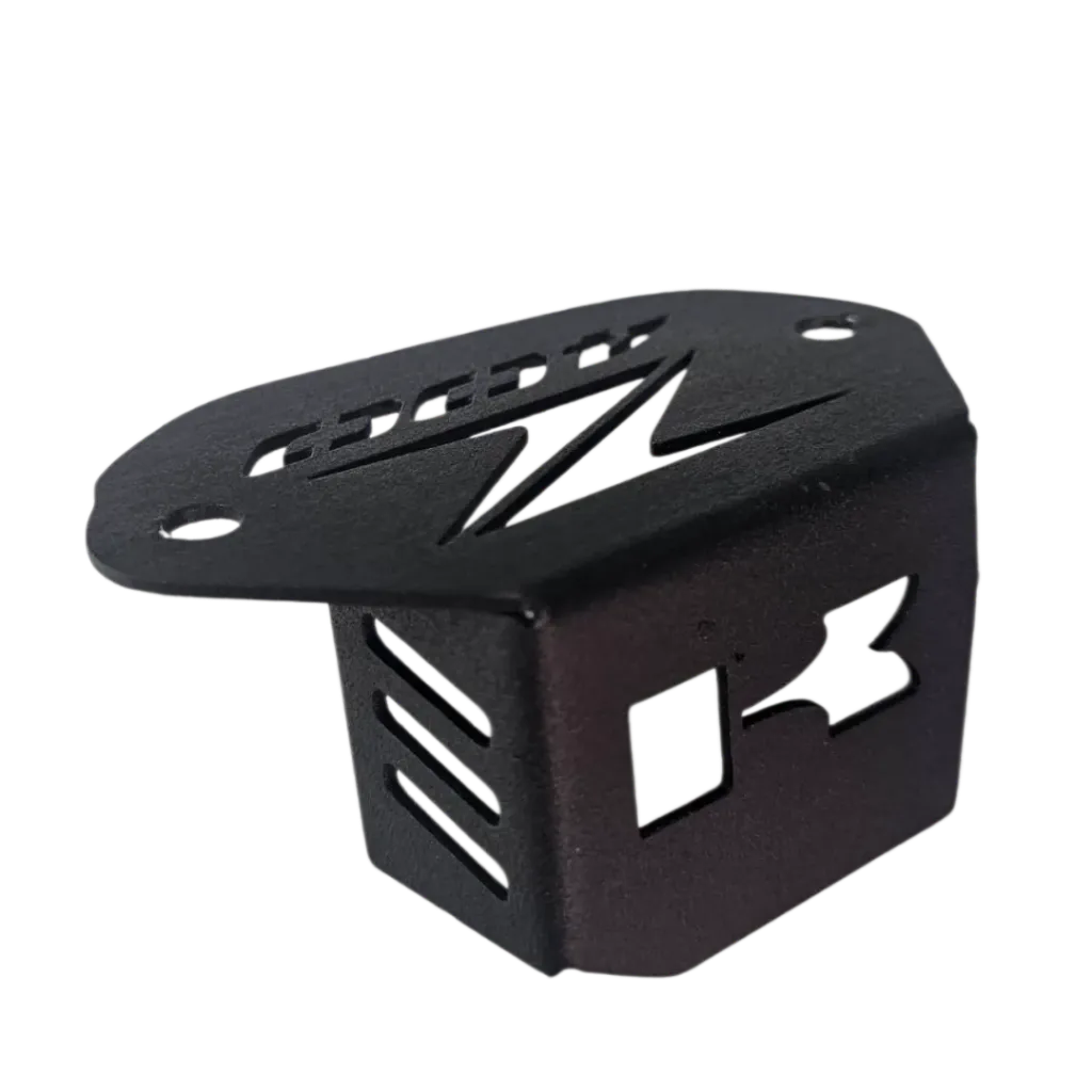 PROTECTOR DE BOMBA FRENO DELANTERO KAWASAKI Z400 (ACERO)