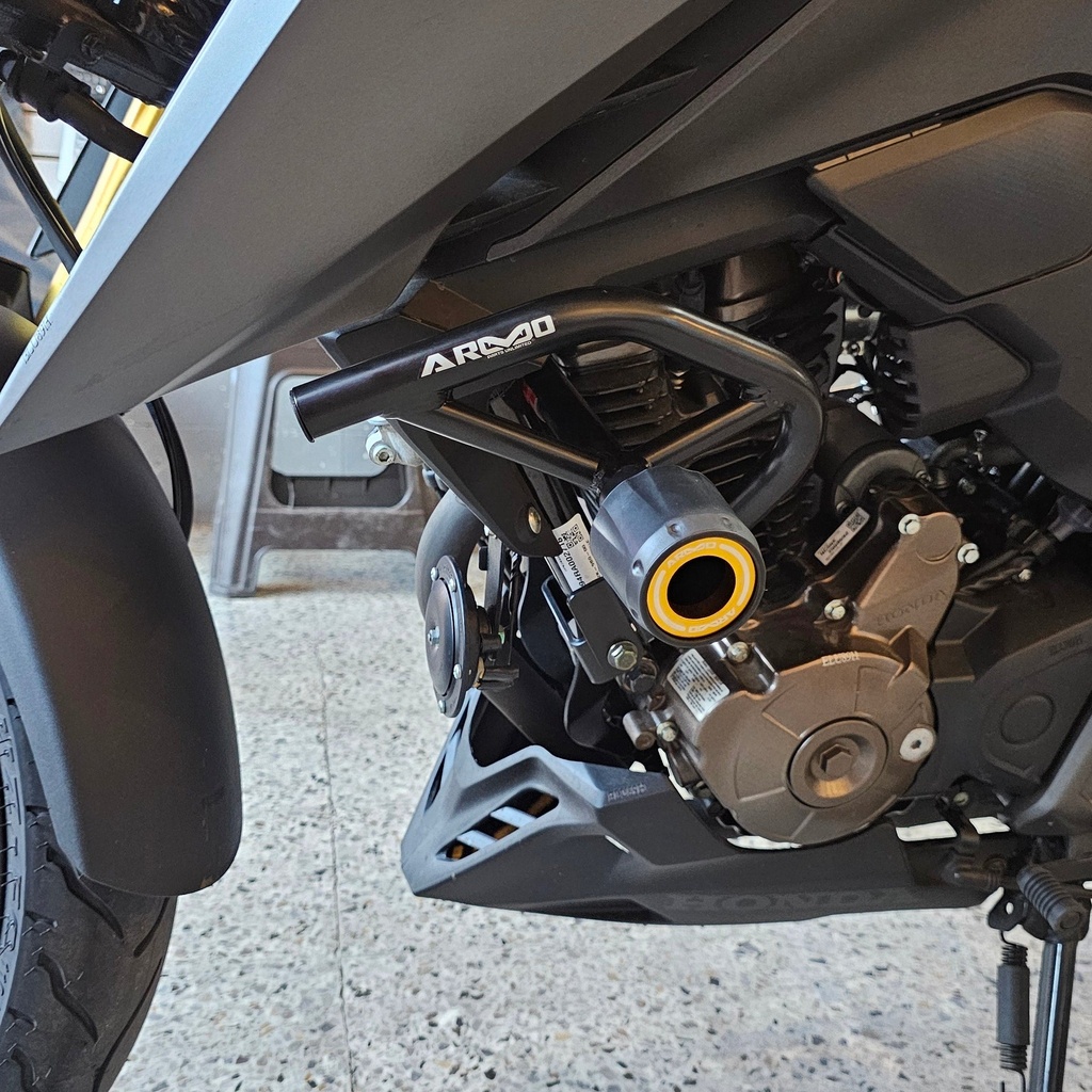 BARRA DE PROTECCIÓN CON SLIDER HONDA CB 300F TWISTER ARMO