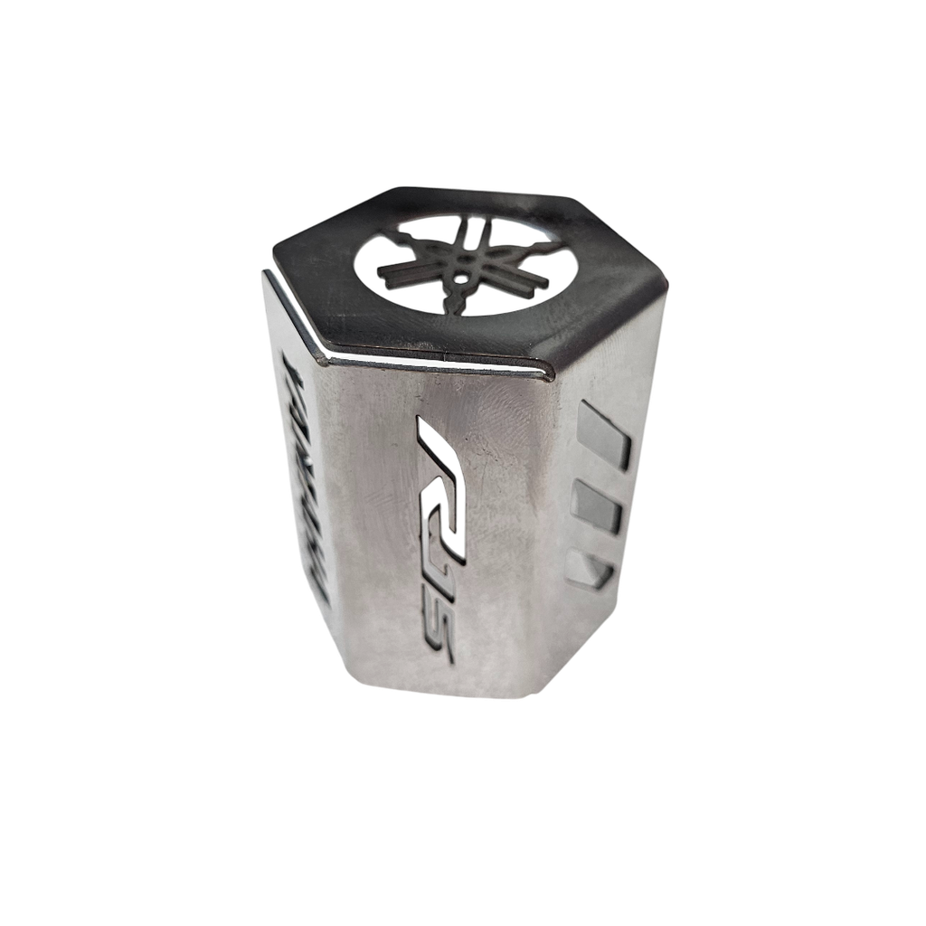 PROTECTOR DE BOMBA FRENO TRASERO R-15 (ACERO)