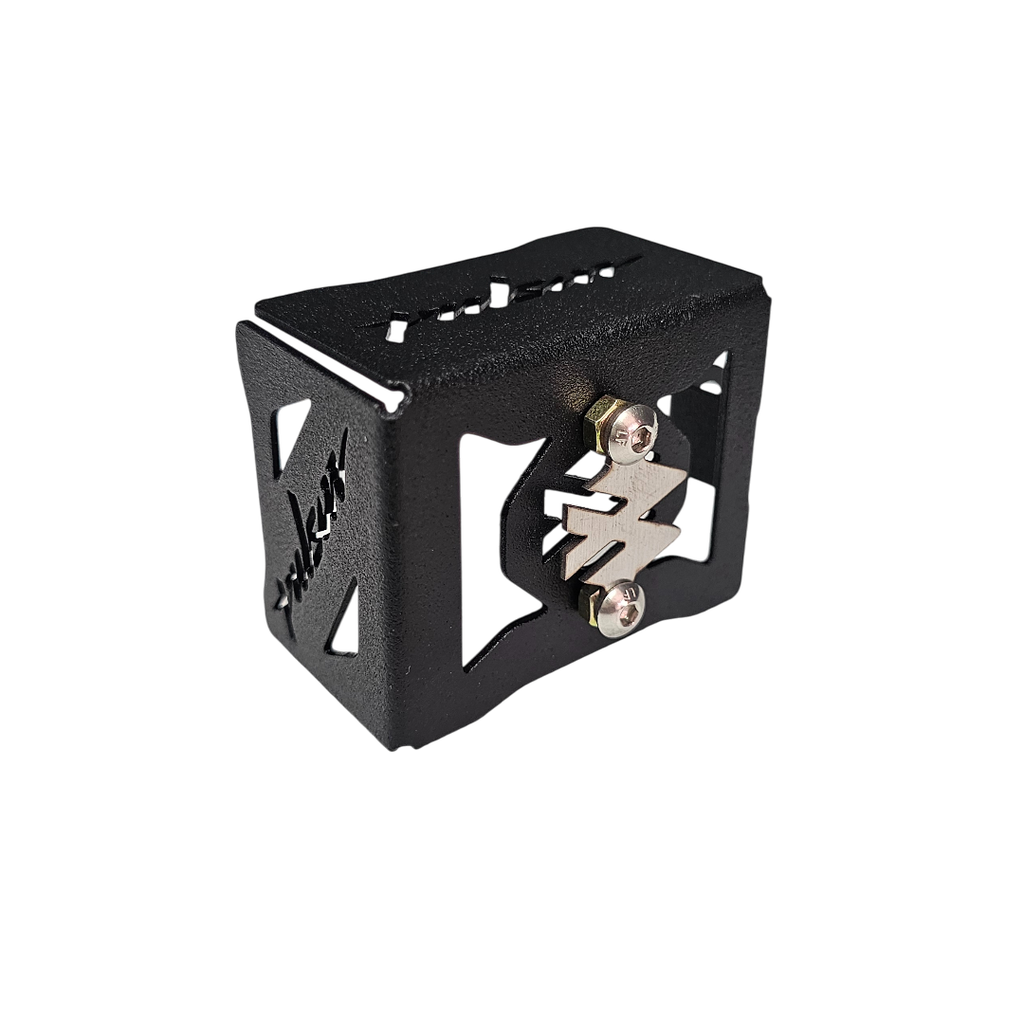 [1484] PROTECTOR DE BOMBA FRENO TRASERO BAJAJ PULSAR N - NS 400Z (ACERO) (Negro)