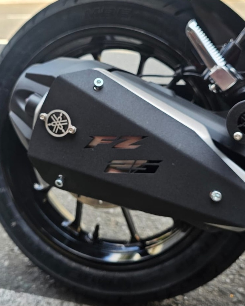 PROTECTOR DE EXOSTO YAMAHA FZ25 - LAMINA EN ACERO