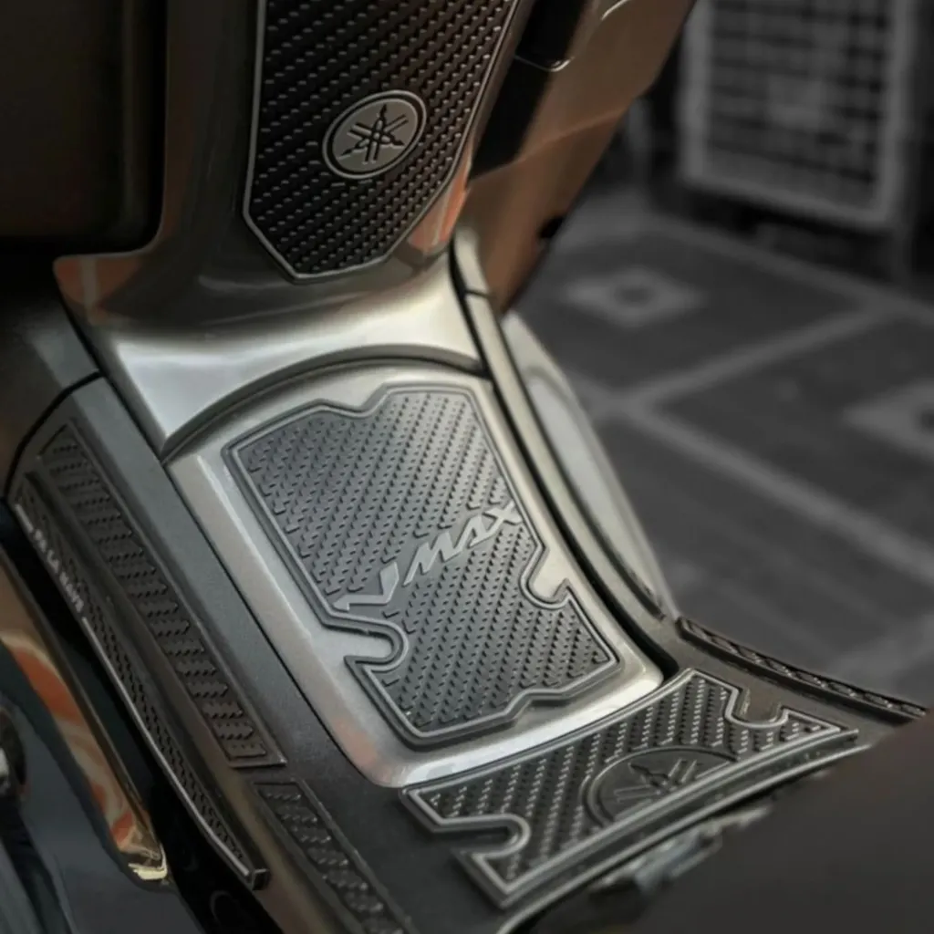 STOMPGRIPS IRONGRIP NMAX V3 - PROTECTOR DE TANQUE (COMPLETO)