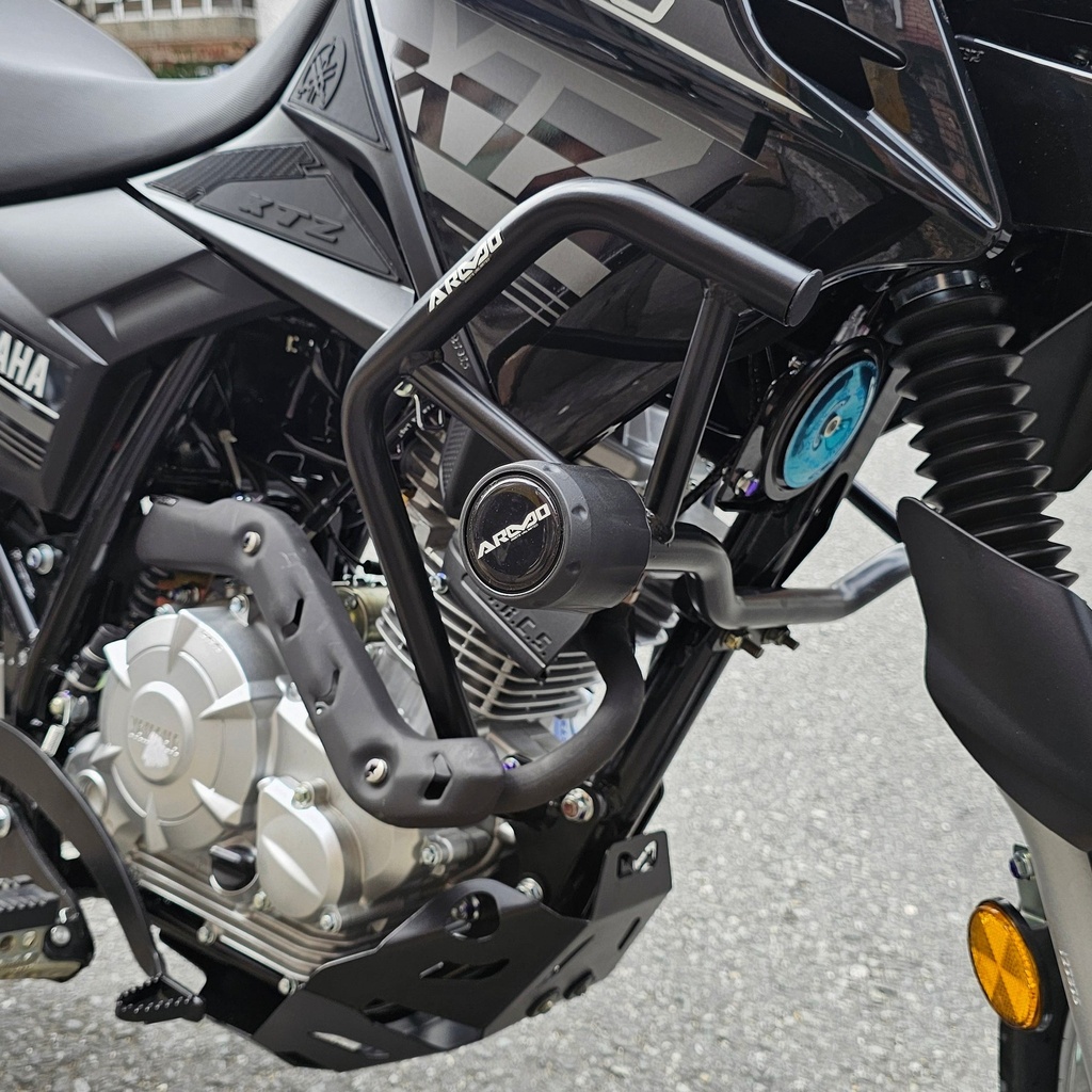 BARRA DE PROTECCIÓN CON SLIDER YAMAHA XTZ 150 ALTA ARMO