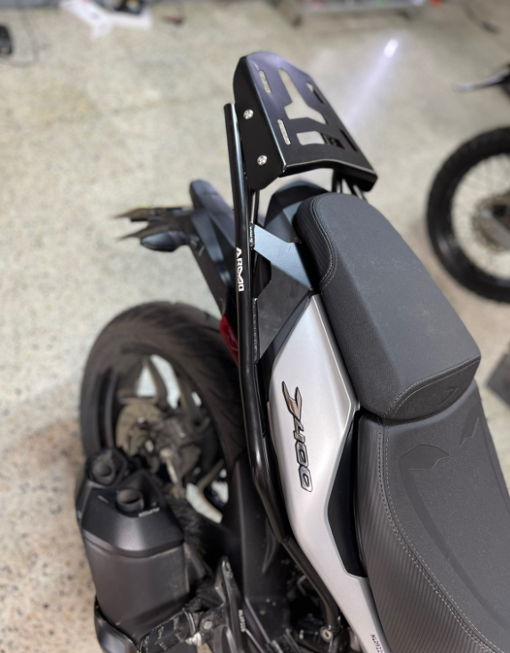 [WP0076] PARRILLA BAJAJ DOMINAR UG ARMO HR
