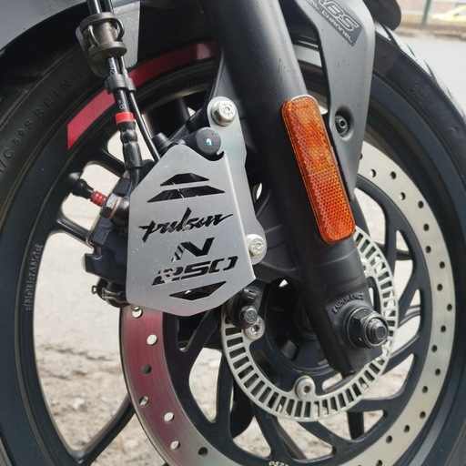 PROTECTOR DE CALIPER BAJAJ PULSAR N160/N250 (ACERO)