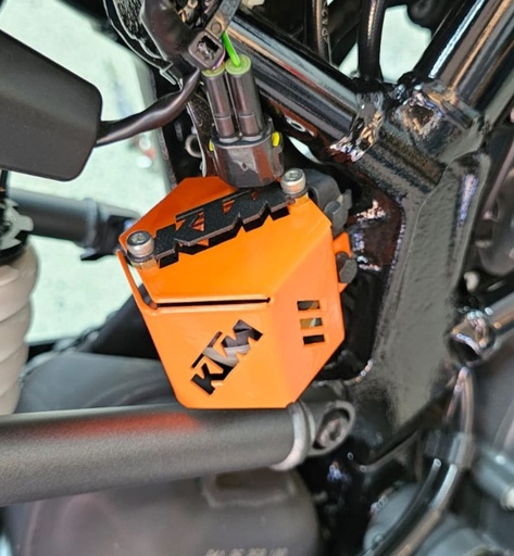 PROTECTOR DE BOMBA FRENO TRASERO KTM DUKE G1 - NG (ACERO)