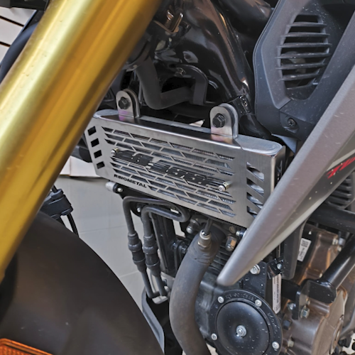 PROTECTOR DE RADIADOR HONDA CB 300F (ACERO)