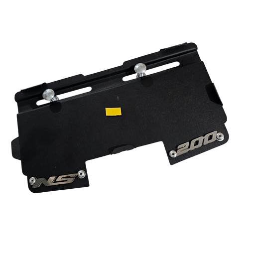 PORTA PLACA BAJAJ PULSAR NS 200 (CON ESPACIO PARA ROBALUZ) SIN PERFORAR (ACERO)
