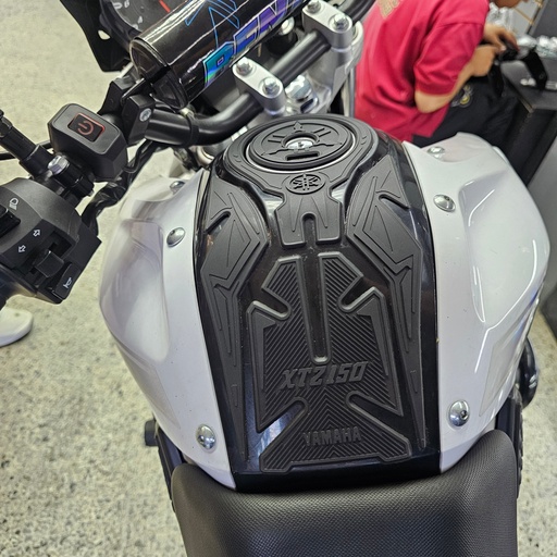 STOMPGRIPS SPECIAL EDITION XTZ 150 - PROTECTOR DE TANQUE (COMPLETO)