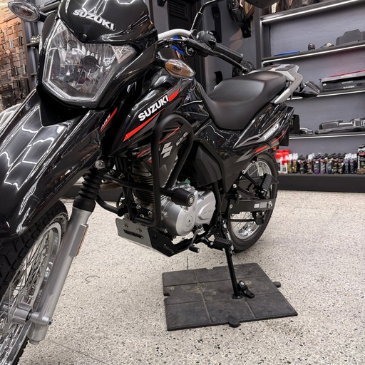 BARRA DE PROTECCIÓN CON SLIDER SUZUKI DR 150 CARBONO SIX