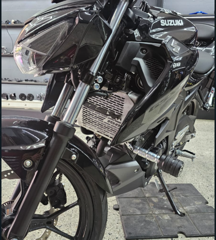 PROTECTOR DE RADIADOR SUZUKI GSXS 150 (ACERO)