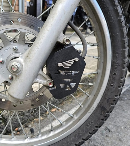 PROTECTOR DE CALIPER HONDA XR 150 - 190 ABS 2.0 (ACERO)