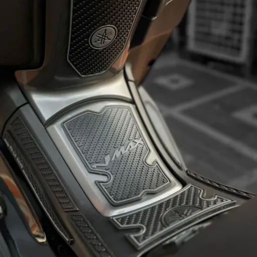 STOMPGRIPS IRONGRIP NMAX V3 - PROTECTOR DE TANQUE (COMPLETO)
