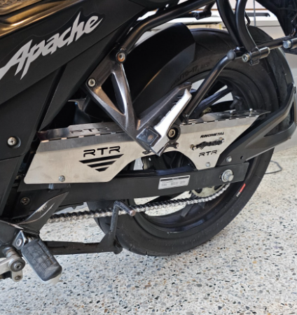 GUARDA CADENA TVS APACHE 4V (ACERO)