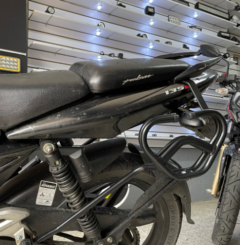 PORTA ALFORJAS BAJAJ PULSAR 135 - NS 125 WP