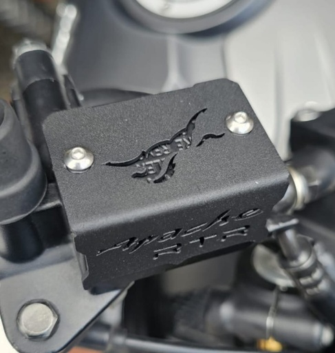 PROTECTOR DE BOMBA FRENO DELANTERO TVS APACHE 2V-4V (ACERO)