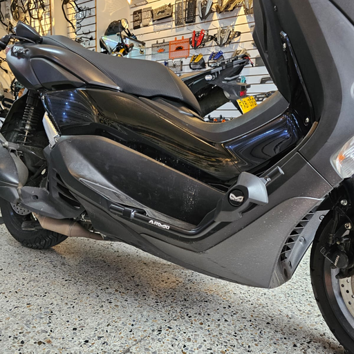 SLIDERS YAMAHA NMAX CONNECTED DELANTERO Y TRASERO ARMO